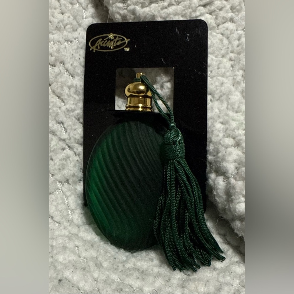 Vintage Green Glass Perfume Bottle | Tassel Atomizer | Decorative Vanity - Picture 2 of 3
